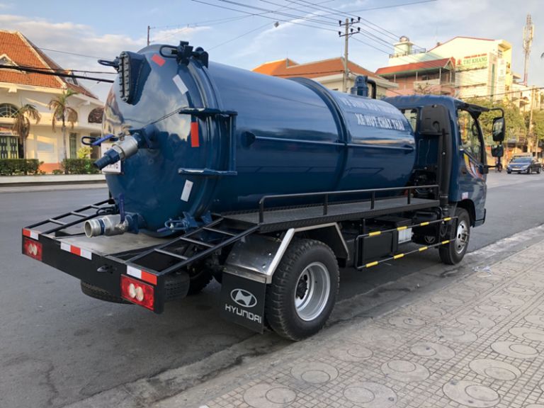 hut-ham-cau-1-3 Nhận hút hầm cầu Buôn Mê Thuột