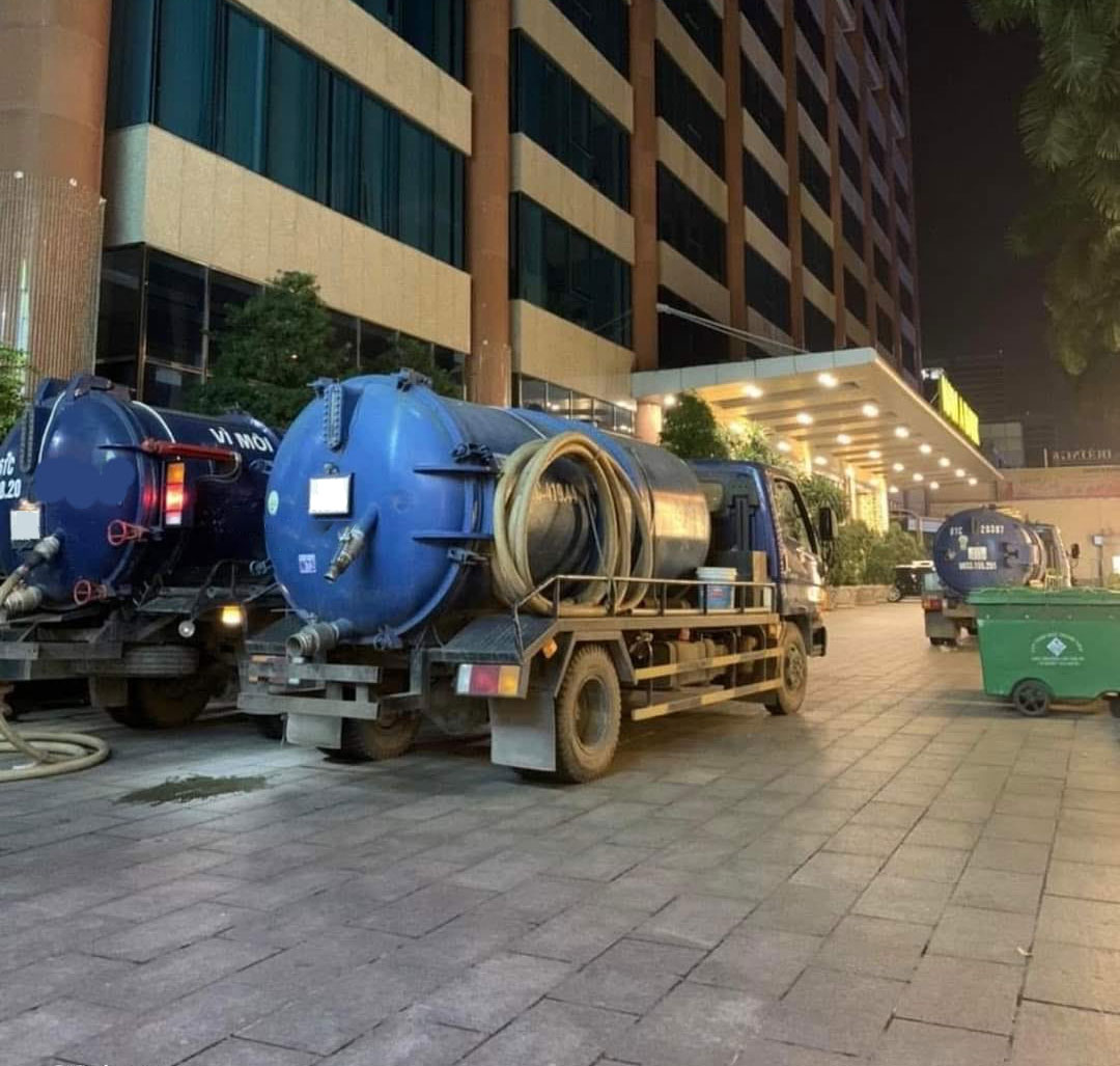 ve-sinh-hut-ham-cau-tai-krong-nang-nhanh-chong-uy-tin1